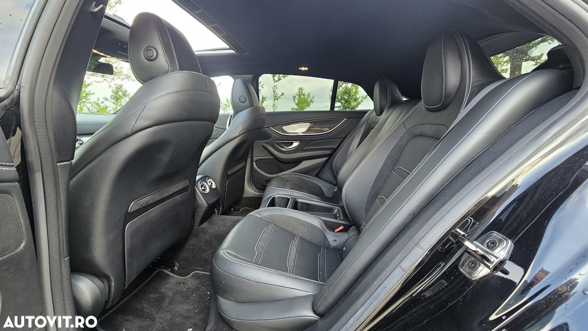 Mercedes-Benz AMG GT 43 4MATIC+ MHEV - 19
