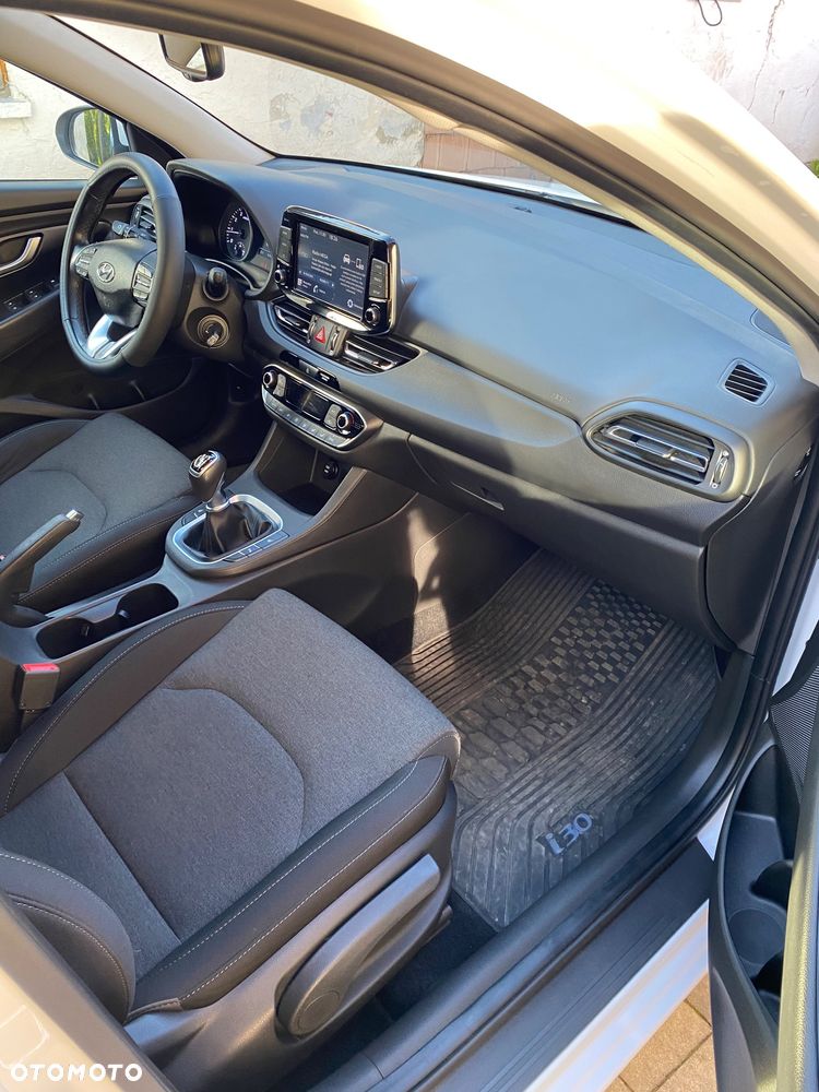 Hyundai i30 1.5 DPI Smart - 4
