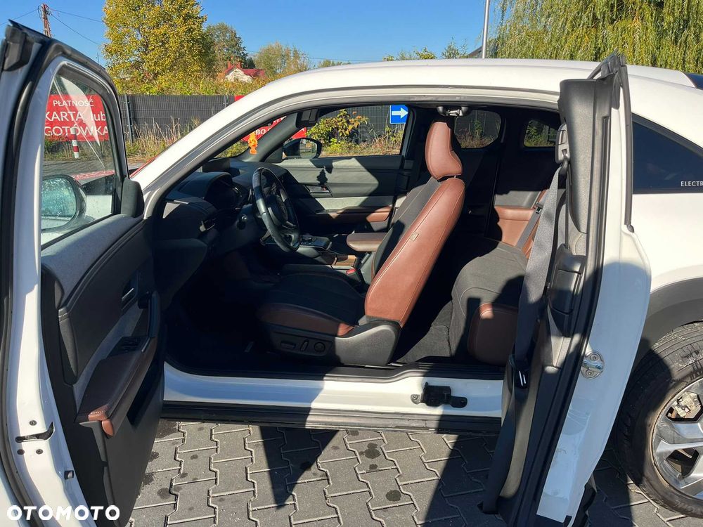 Mazda MX-30 - 7