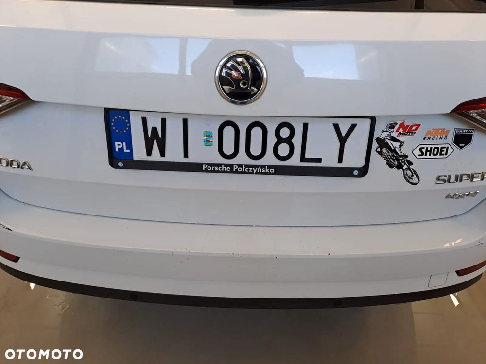 Skoda Superb 2.0 TDI 4x4 Sportline DSG - 12