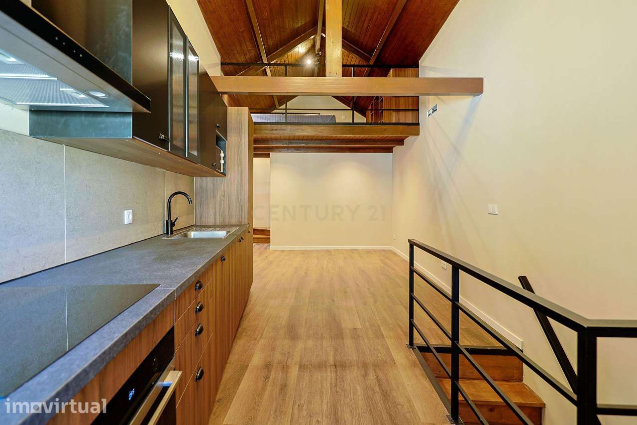 Loft T0 com Mezzanine | Bairro da Fonte Nova, Setúbal - Grande imagem: 2/14