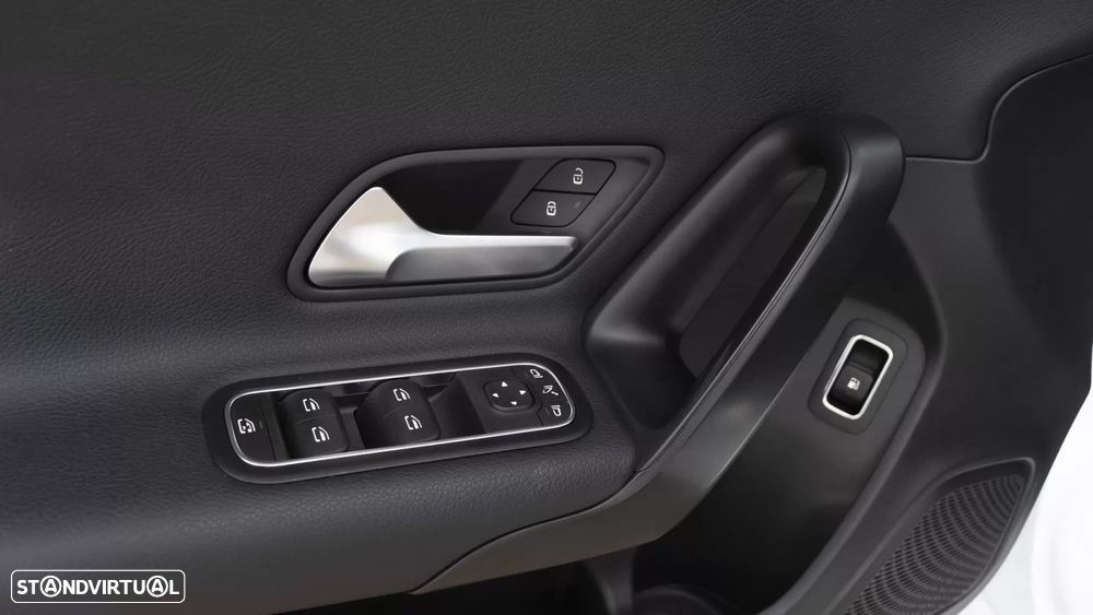 Mercedes-Benz A 250 Limousine - 20