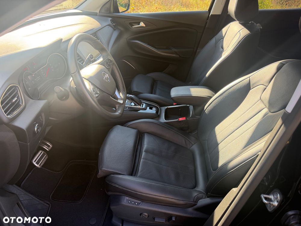Opel Grandland X 1.6 T PHEV 4x4 Ultimate - 12