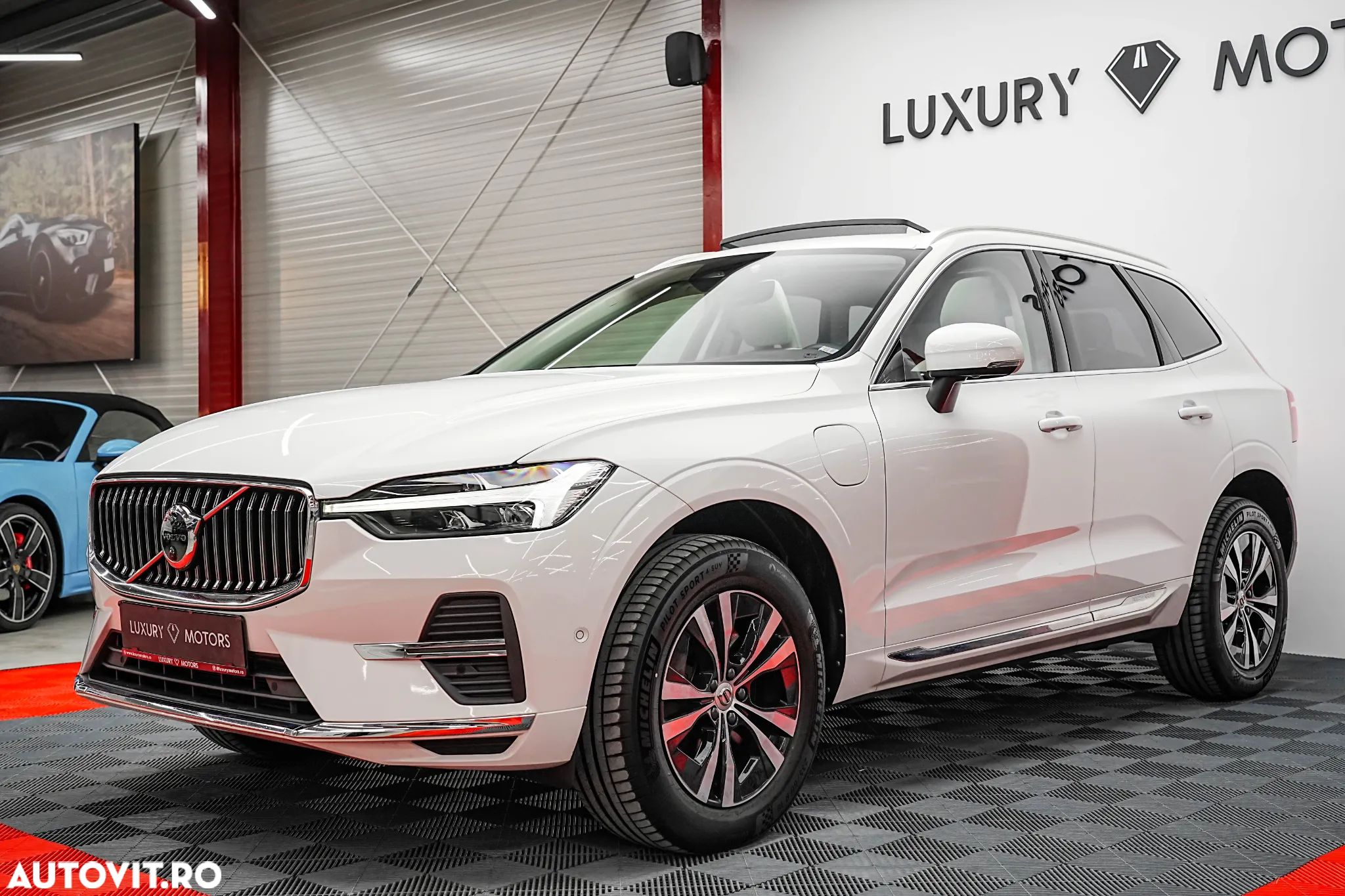 Volvo XC 60 Recharge T6 Twin Engine eAWD Inscription Expression - 1