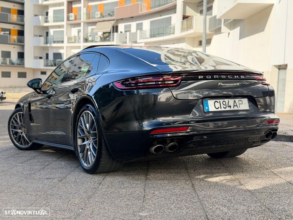 Porsche Panamera 4 E-Hybrid - 7