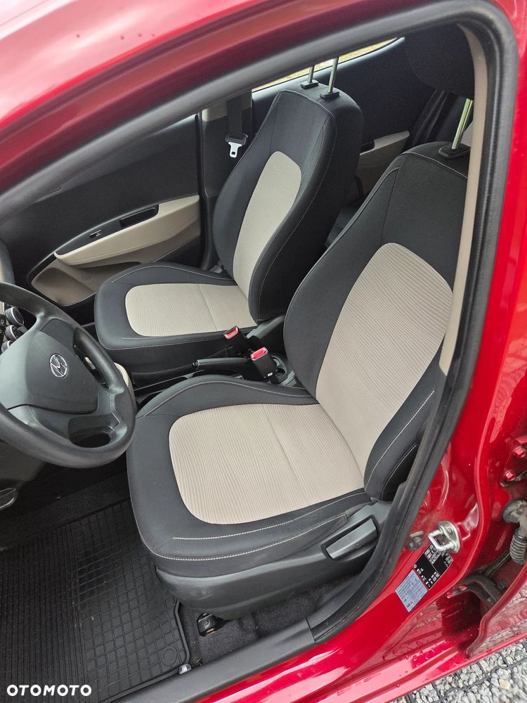 Hyundai i10 1.0 Premium - 12
