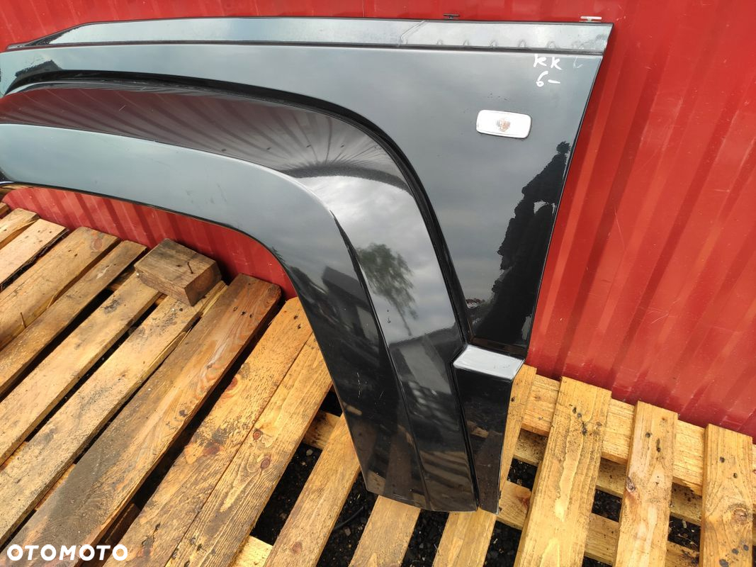 JEEP CHEROKEE KK BŁOTNIK LEWY PRZÓD ORYGINAŁ ŁADNY W KOLOR - 2