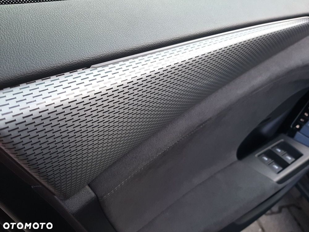 Audi A6 Avant e-tron - 26