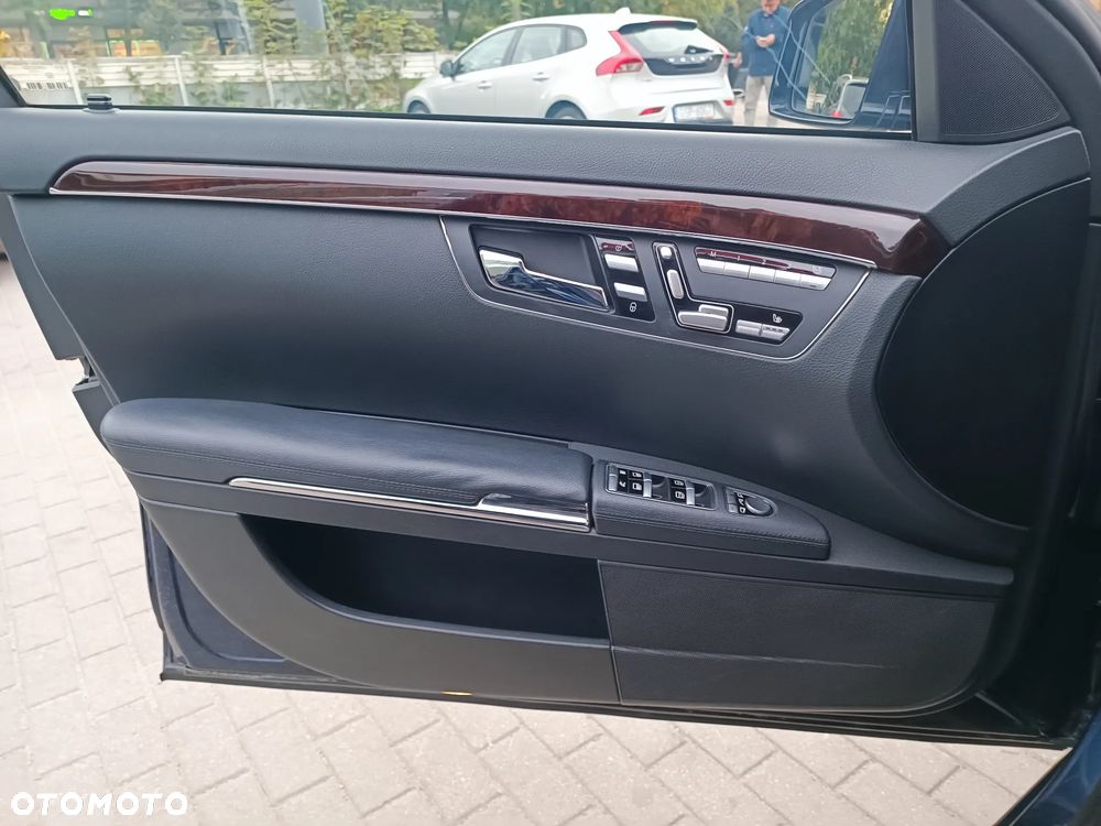 Mercedes-Benz Klasa S 350 4Matic BlueEFFICIENCY 7G-TRONIC - 27