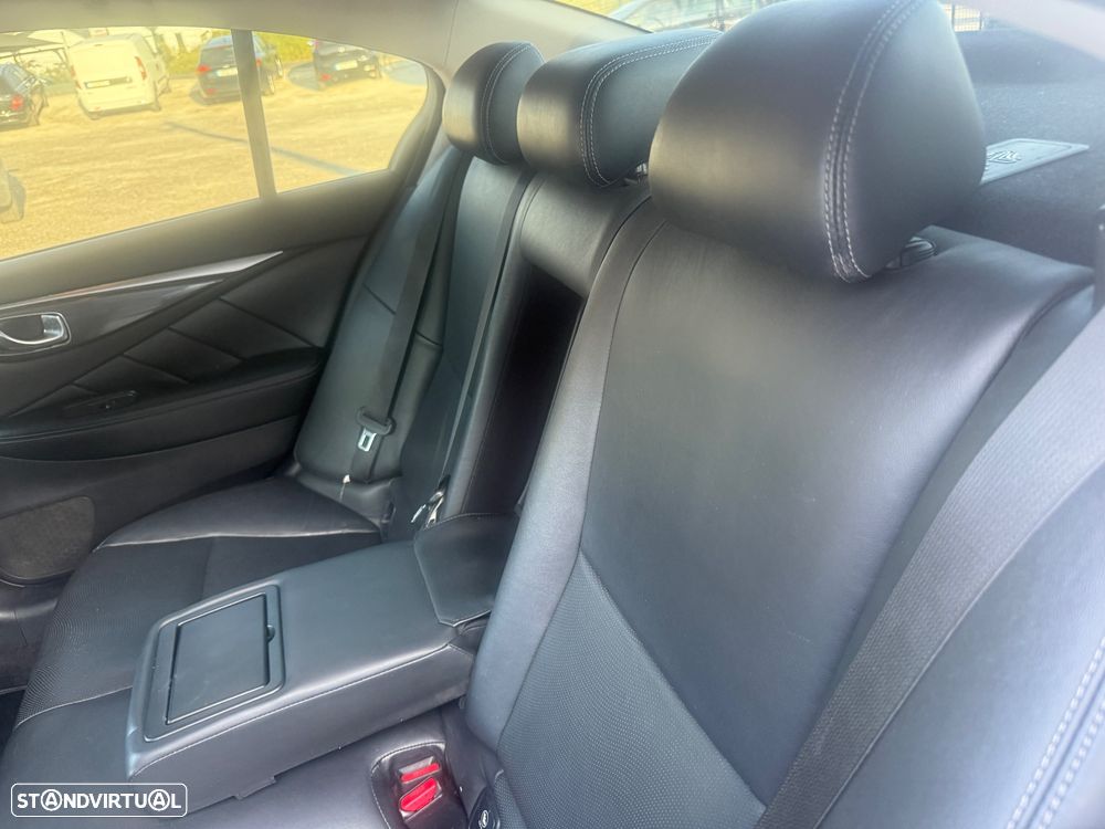 Infiniti Q50 2.2d Aut. Executive - 17