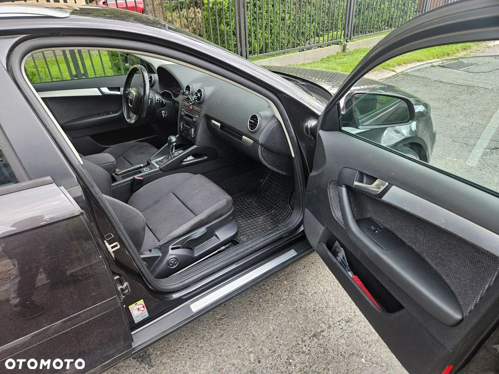Audi A3 Sportback - 13