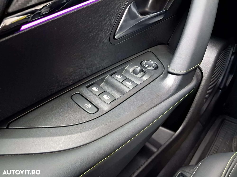 Peugeot 2008 - 17