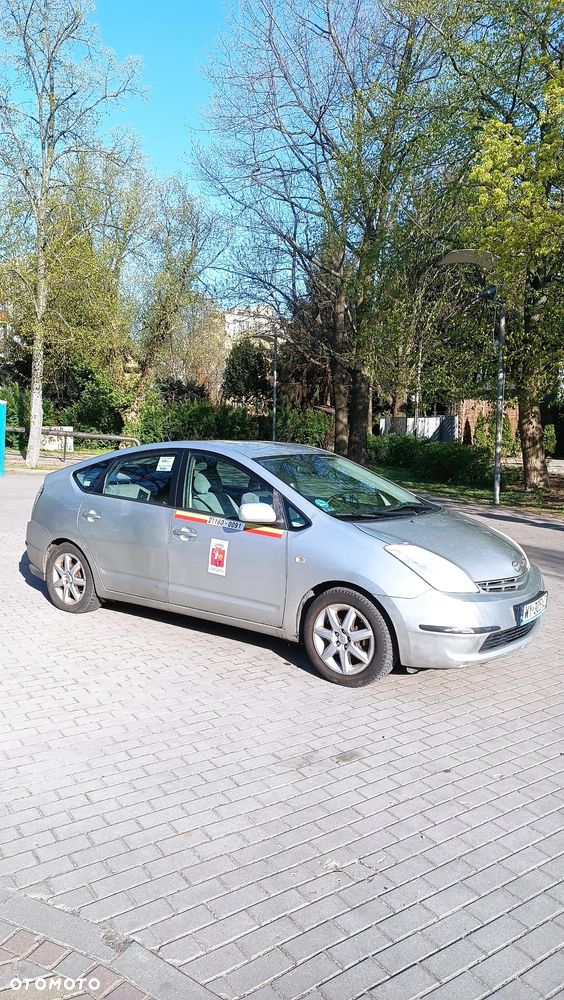 Toyota Prius 1.5 VVT-i Sol - 2