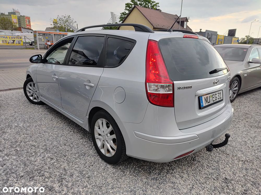 Hyundai i30 1.6 CRDi Blue Style - 3