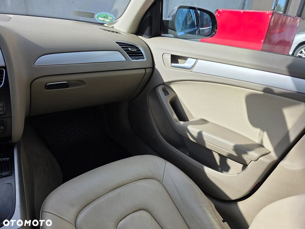 Audi A4 Avant 2.0 TDI - 30