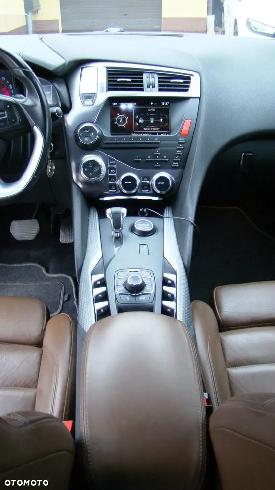 Citroën DS5 HDi 165 Chic - 13