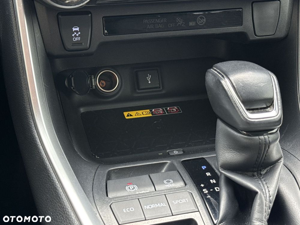 Toyota RAV4 - 17