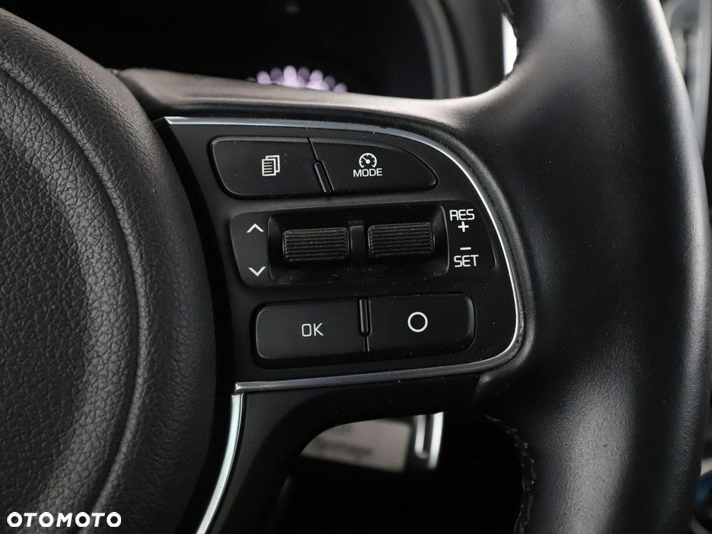 Kia Sportage 1.6 GDI 2WD DREAM-TEAM EDITION - 34