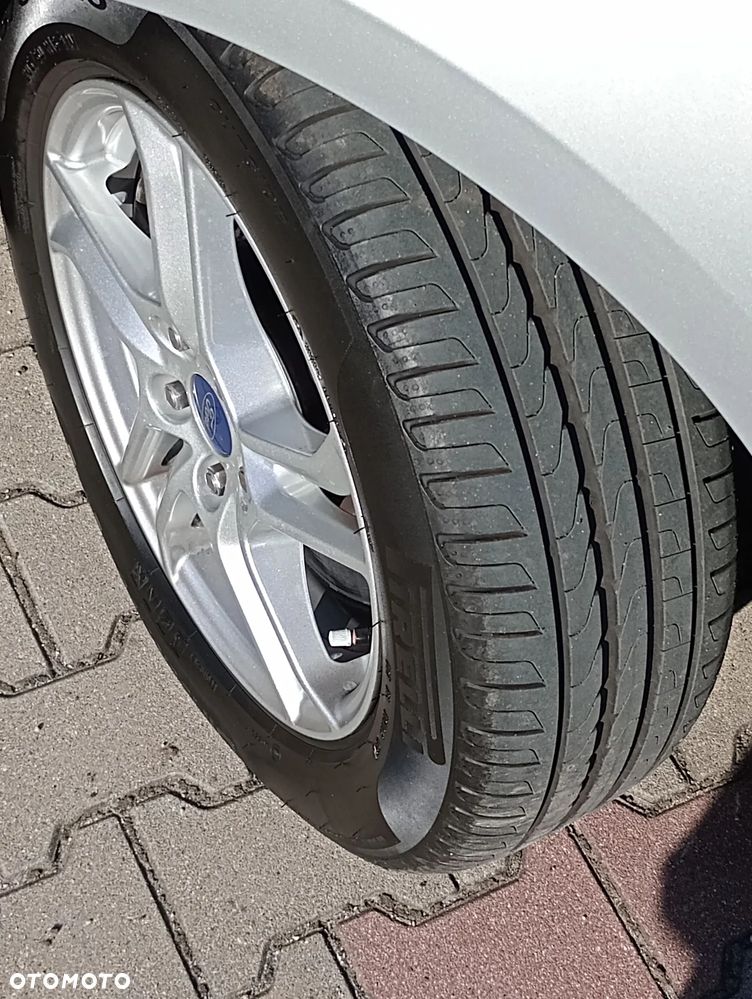 Ford Focus 1.5 EcoBlue Start-Stopp-System TITANIUM STYLE - 36