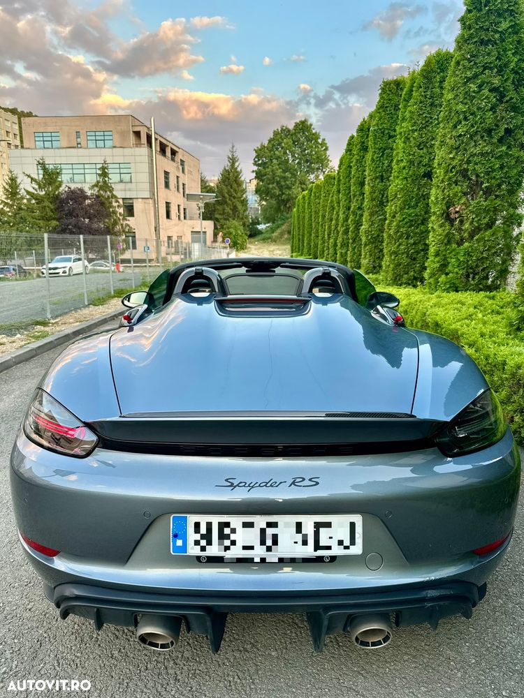 Porsche Boxster 718 Spyder RS - 4