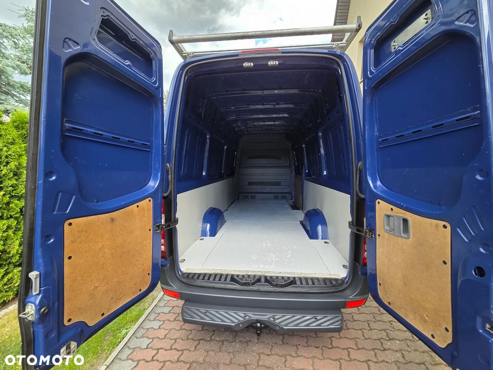 Mercedes-Benz Sprinter - 26