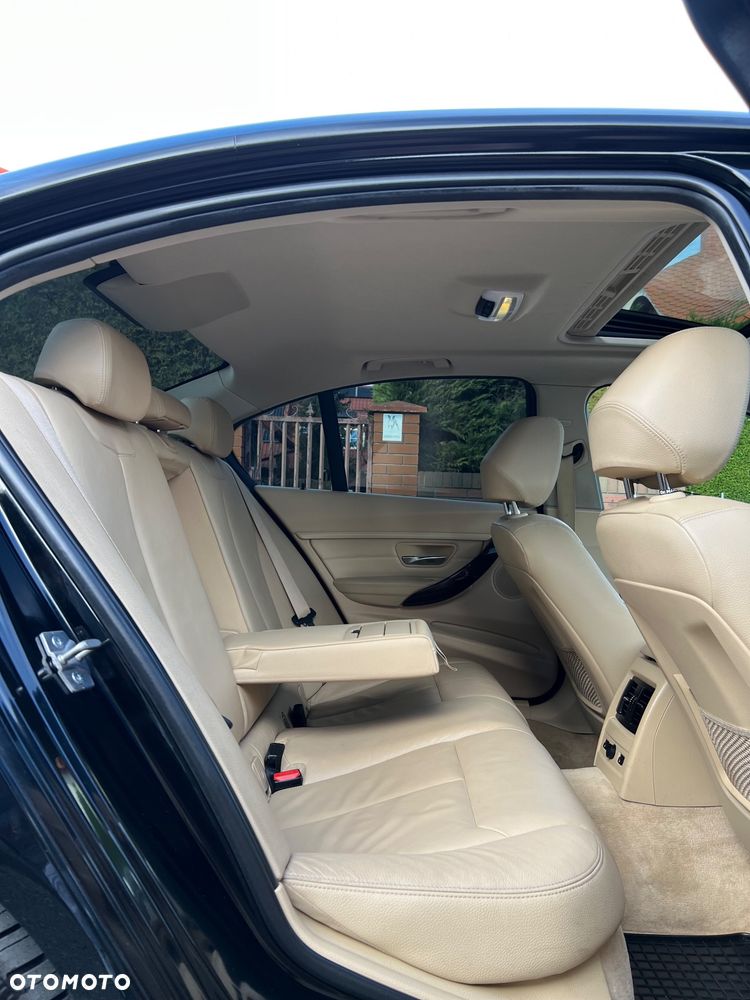 BMW Seria 3 - 25