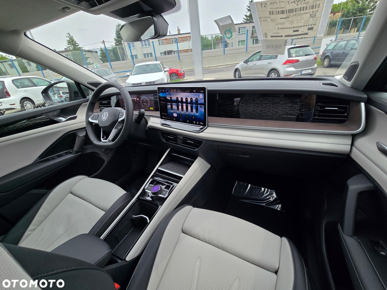 Volkswagen Tayron 2.0 TSI Elegance DSG - 24