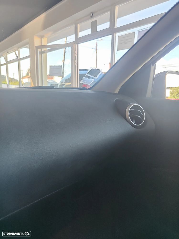 Nissan Qashqai 1.6 dCi Tekna Premium Pele - 37