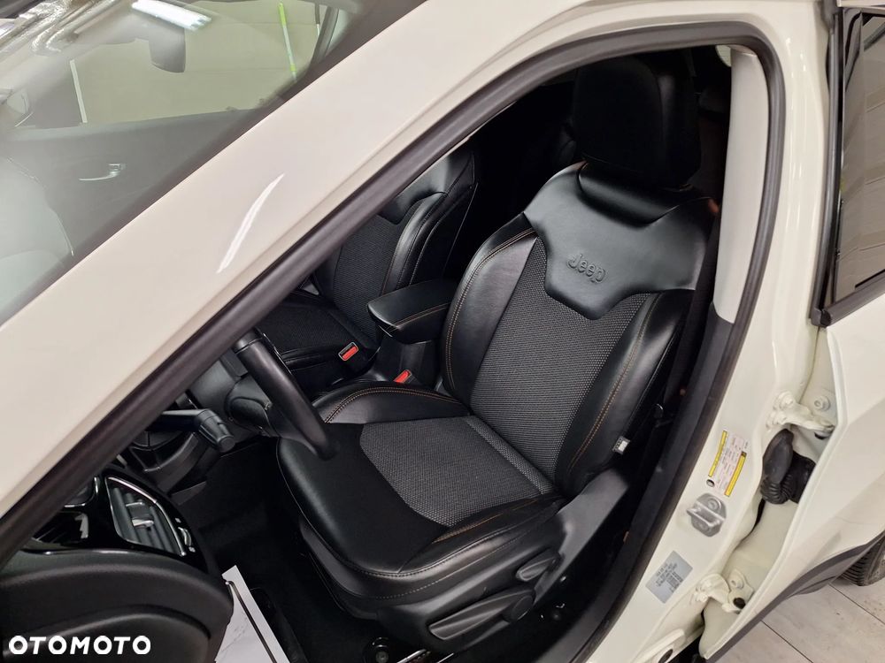 Jeep Compass 1.4 MultiAir Limited - 21
