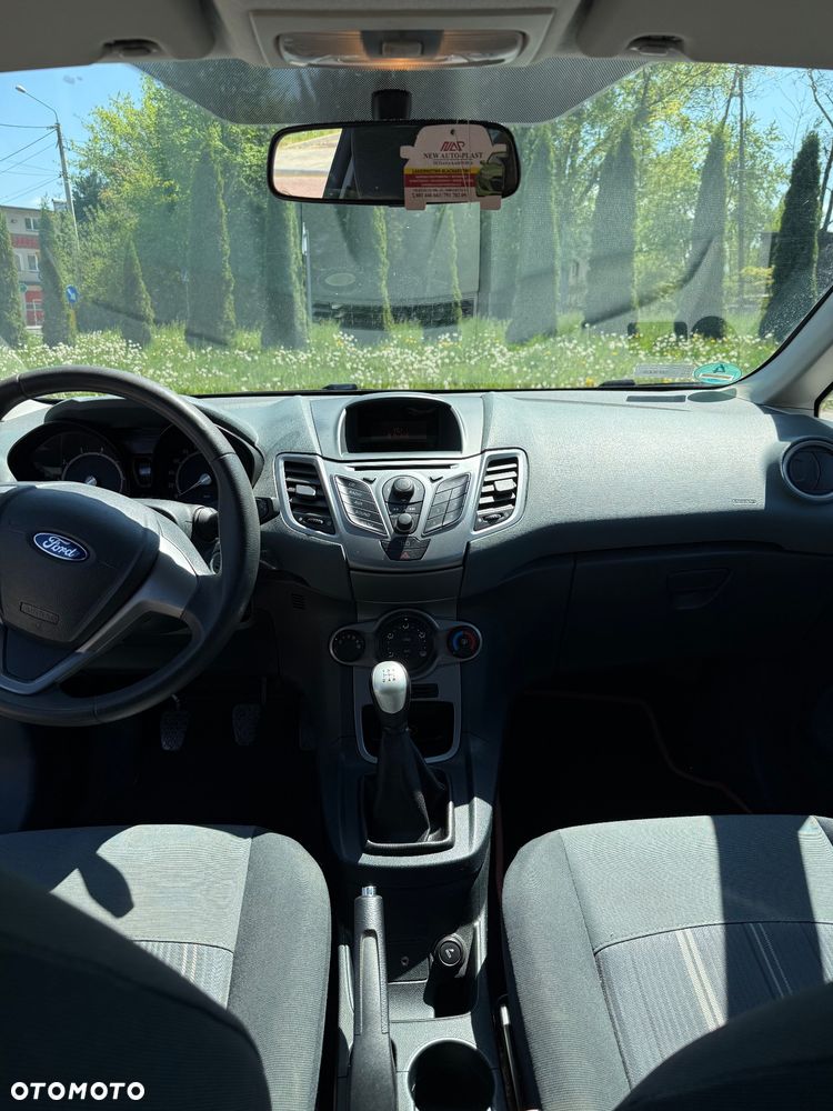Ford Fiesta - 15