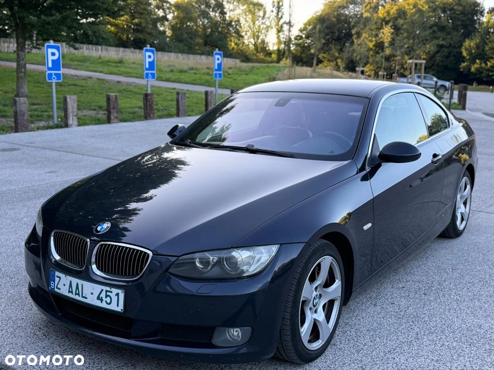 BMW Seria 3 330d Coupe - 11