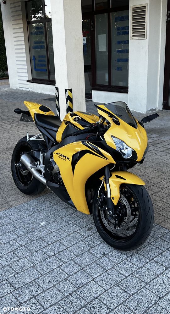 Honda CBR - 4