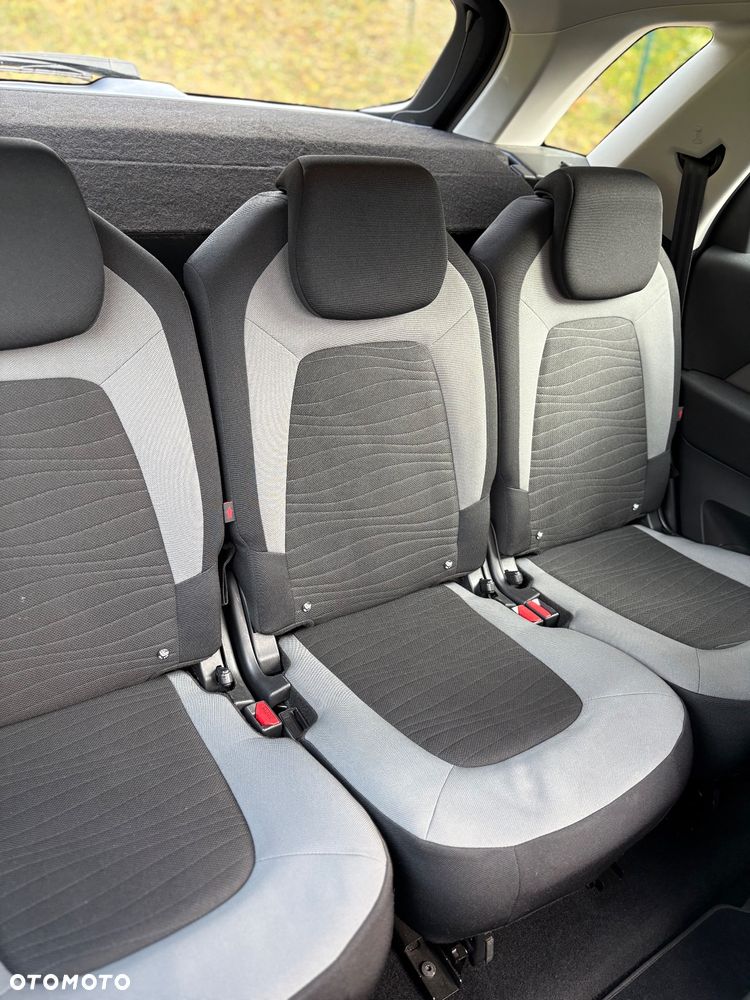 Citroën C4 Picasso - 15