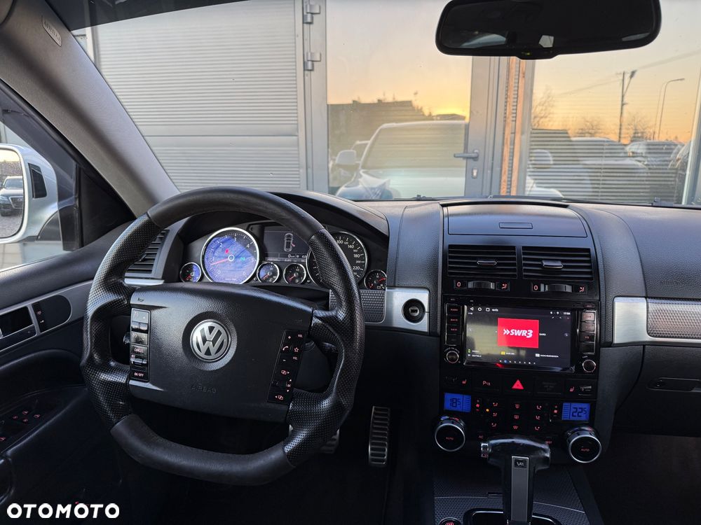 Volkswagen Touareg 3.0 V6 TDI DPF Automatik Individual - 16