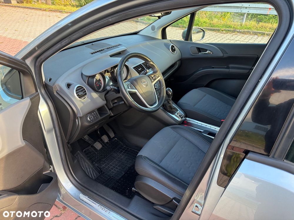 Opel Meriva - 13