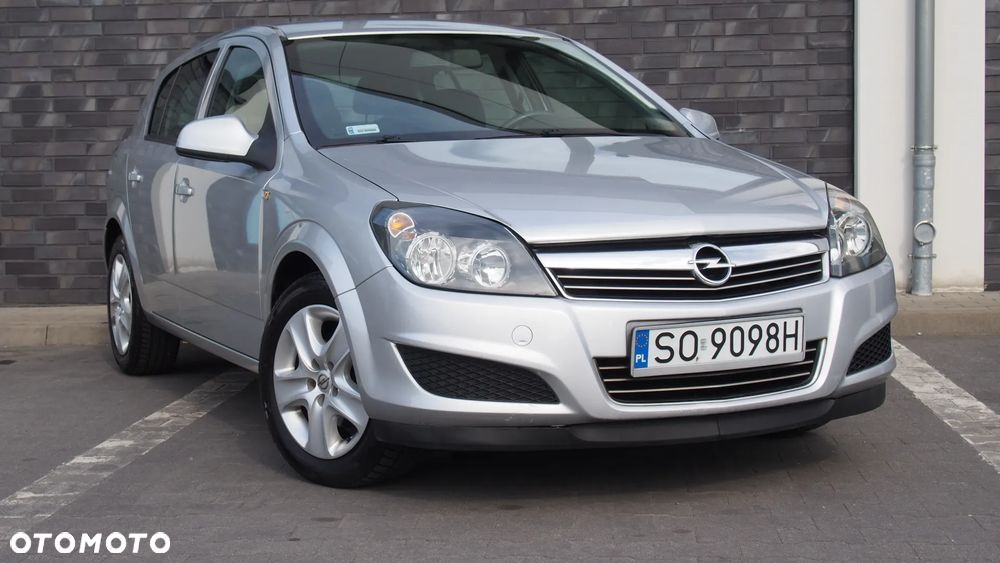 Opel Astra 1.6 Enjoy - 9