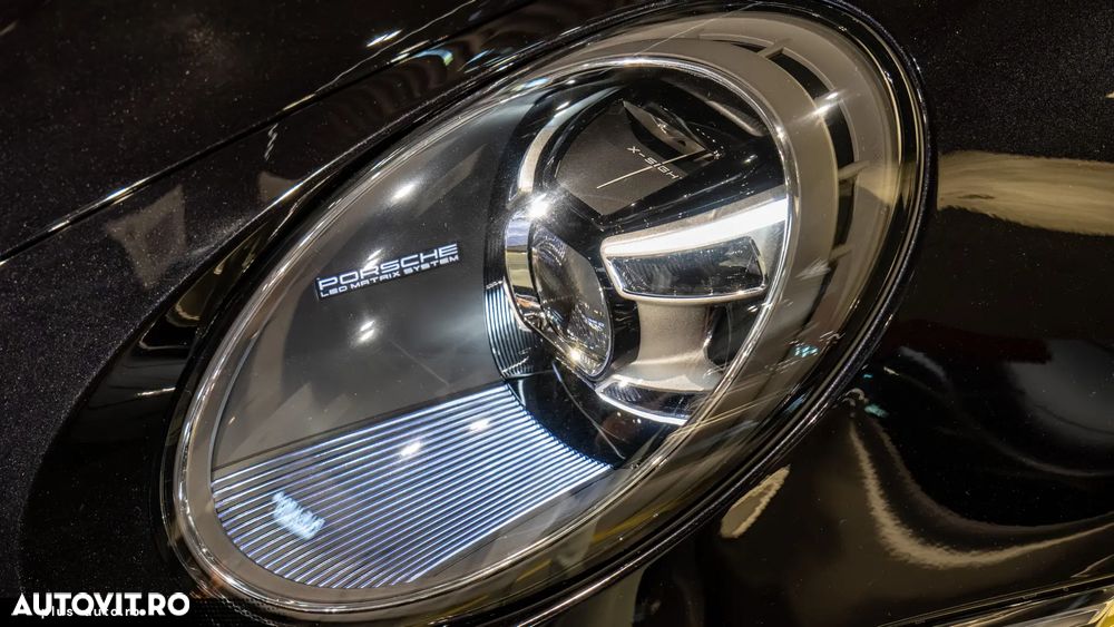 Porsche 911 4S - 17