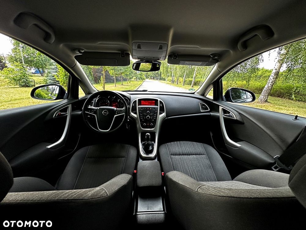 Opel Astra 1.4 Turbo Design Edition - 21