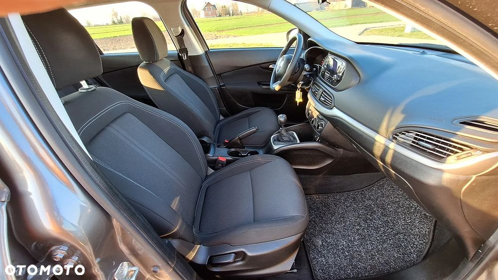 Fiat Tipo 1.4 16V More - 17