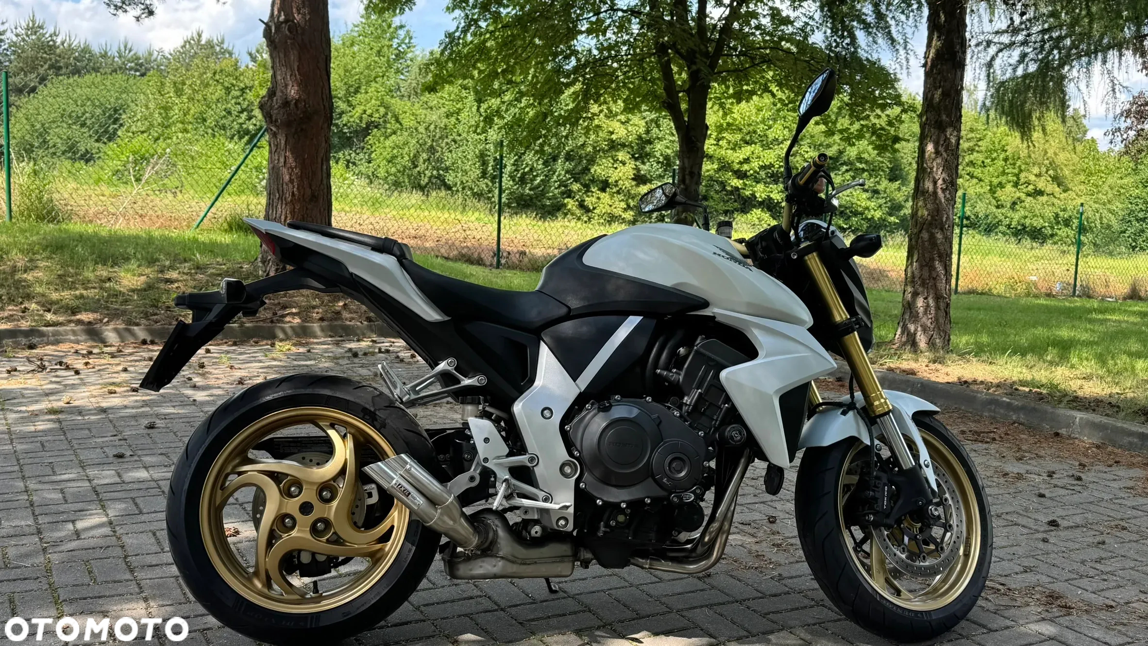 Honda CB - 2