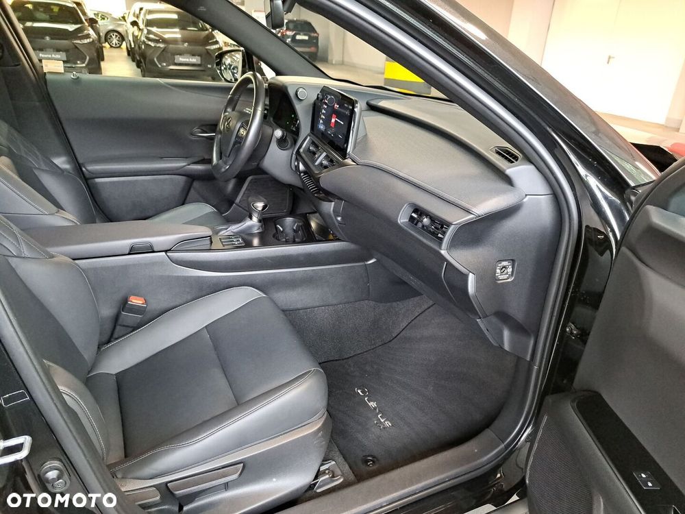 Lexus UX 250h GPF F Sport Design 2WD - 12