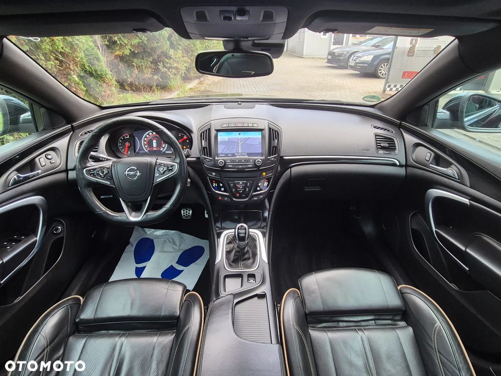 Opel Insignia 2.0 T Cosmo 4x4 S&S - 32