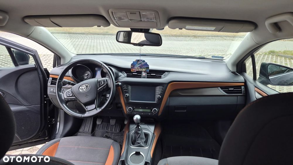 Toyota Avensis 1.8 Prestige - 35