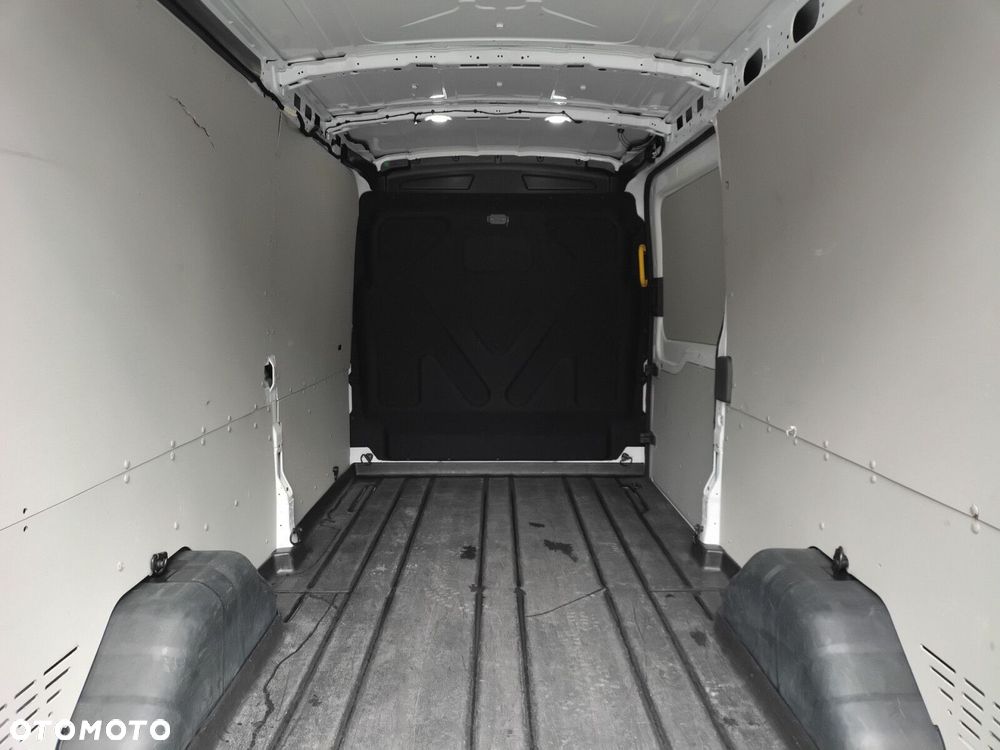 Ford transit - 13