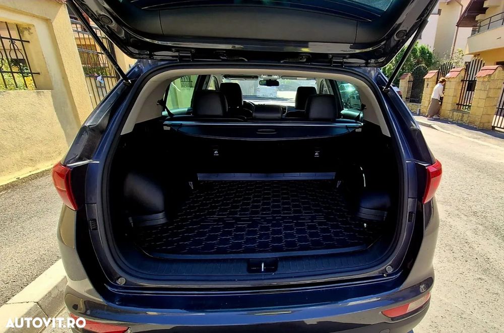 Kia Sportage 1.6 T-GDI 7DCT 4x4 Style - 9