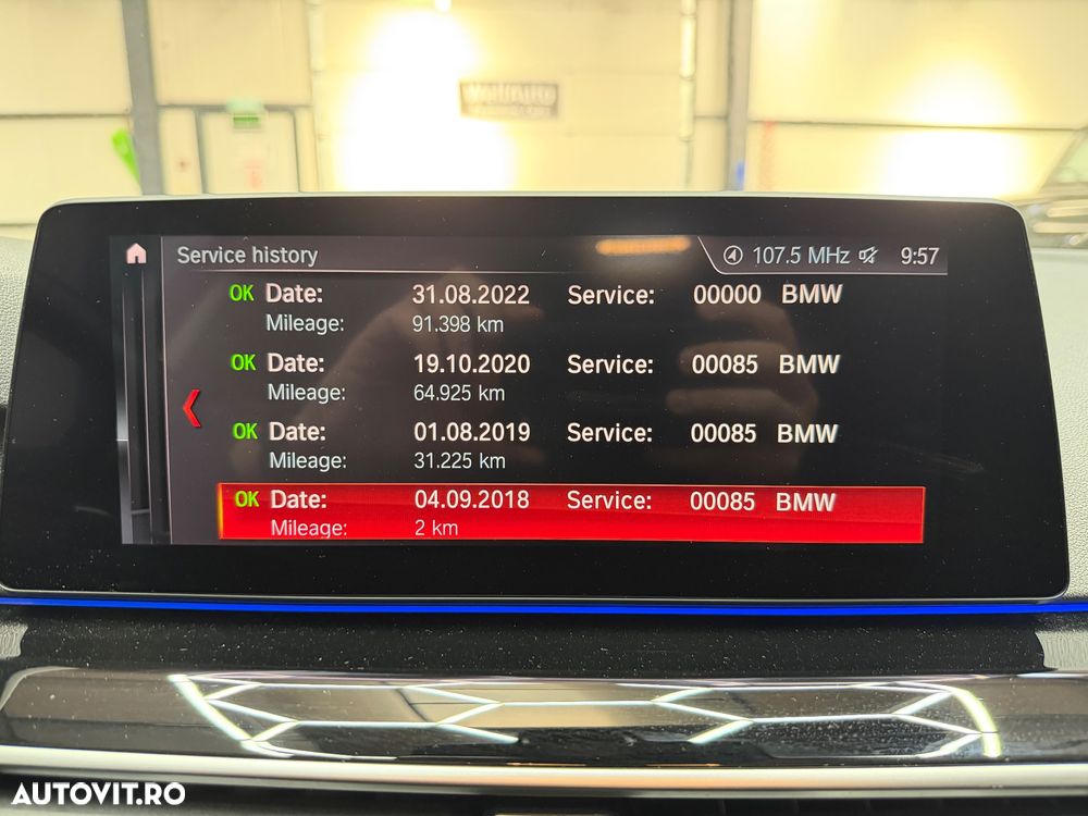 BMW Seria 5 520i Aut. Sport Line - 22