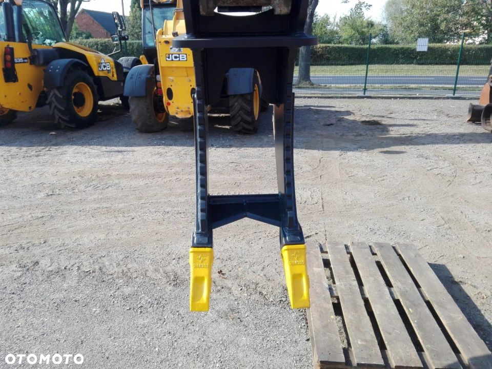 Zrywak do korzeni, ripper JCB JS 160, 175, 220 - 2