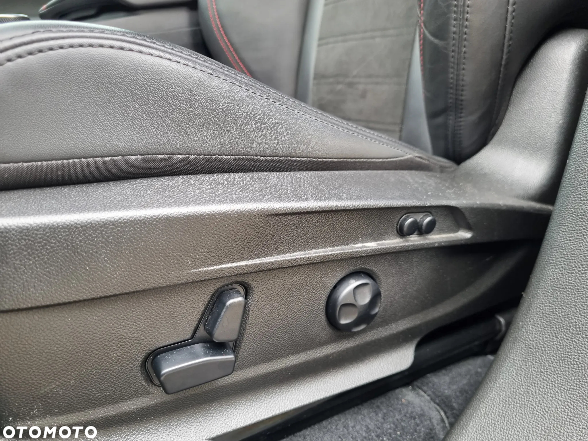 Alfa Romeo Stelvio 2.9 V6 Bi-Turbo Quadrifoglio Q4 - 8