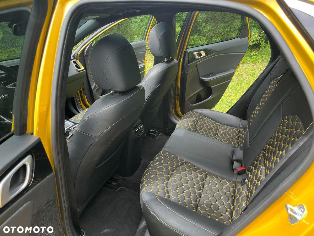 Kia XCeed 1.4 T-GDI L Business Line DCT - 11