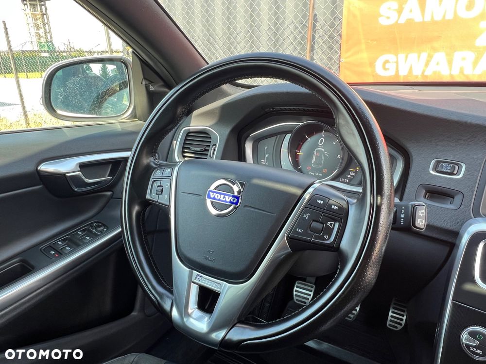 Volvo V60 D3 Drive-E R-Design Momentum - 20